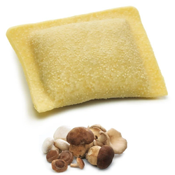 RAVIOLACCI Z GOBAMI IN JURČKI.