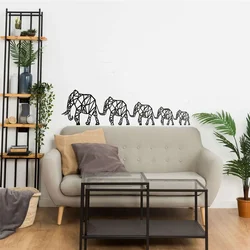 WallXpert metalni zidni ukras 5019, porodica od pet geometrijskih slonova u nizu, 75 x 20 cm, crni
