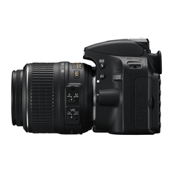 NIKON D-SLR fotoaparat D3200 + NIKKOR OBJEKTIV 18-55 VR  + 55-200VR