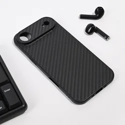 Carbon Fiber Maska za iPhone 17 Air 6.6, Crna