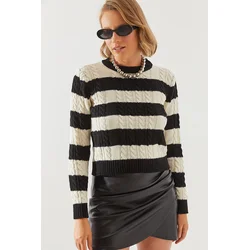 Bianco Lucci Womens Striped Crew Neck Sweater