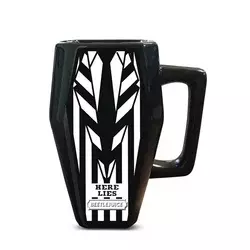 Šolja Pyramid - Beetlejuice - 3D - Coffin Mug