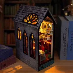 Miniaturna hiša Book Nook - Velika dvorana