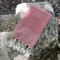 Lessentiel Maison Peškir za plažu 60x110cm Crveni