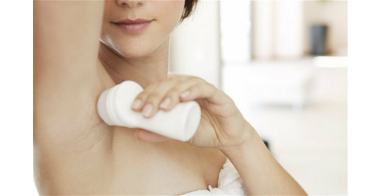 Nasvet: Deodoranti in antiperspiranti - poznaš razliko?