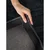 Črna ročno tkana viskozna preproga 80x150 cm Noemi – Vikosa