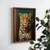 WallXpert uramljena MDF slika NAL077-46, leopard ispred tirkiznog orijentalnog ćilima, 35,5 x 47 cm