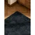 Črna ročno tkana viskozna preproga 80x150 cm Noemi – Vikosa