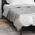 Vidaxl Poletna odeja srebrna 200 x 155 cm Satin in mikrovlakna