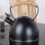 shumee Žvižgajoči grelnik vode, jeklo, črna, 2,5 l