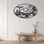 WallXpert metalni zidni ukras 5190, medved, orao i planinski pejzaž u ovalnom ramu, 75 x 45 cm, crni