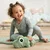 done by deer® mehka plišasta igračka cuddle friend croco green 28 cm