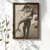 WallXpert uramljena MDF slika NAL155-46, starac sa šeširom drži sirenu, vintage fotografija u sepiji, 35,5 x 47 cm
