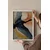 WallXpert uramljena slika 115235, crni labud u letu ispred zlatnonarandžastih krugova, 30 x 40 cm, beli ram