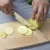 Damaskasti kuhinjski nož HA-14033 - Santoku / Crvena KP14033