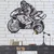 WallXpert metalni zidni ukras 5241, motociklista na sportskom motociklu, 75 x 63 cm, crni