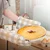 KADAX Okrogel pekač za pite s premazom proti prijemanju, 28 cm