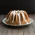 NordicWare Pekač za torte CATHEDRAL srebrni