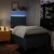 Vidaxl Box spring postelja z vzmetnico moder 120x200 cm blago