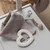 9401101 BIBS Priponka za dudo - Sand/Ivory