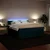 Vidaxl Box spring postelja z vzmetnico modra 180x200 cm žamet