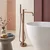 Samostoječa mešalna pipa Rea Foster Brush Copper