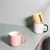 Bela skodelica iz porcelana new bone china 370 ml Mae – ONA