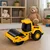 LEAN TOYS Gradbeni valjar, rumeni, s lučmi in zvoki