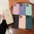 Maska Golden Heartbeat za iPhone 17 plava