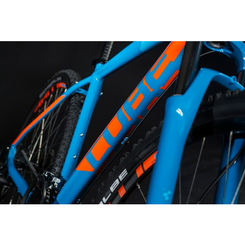 Cube aim pro hot sale blue ́n ́orange 2018