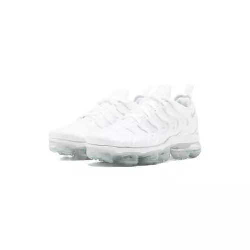 Triple white 2025 vapormax plus
