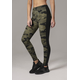 Urban Classics Curvy Pajkice Camo Stripe, zelena