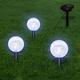 Greatstore Solarne svetilke LED krogle 3 kosi s konicami in solarno ploščo