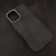 Maska Mag Case Alkantara za iPhone 17 siva