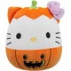 Plišasta igrača Squishmallows - Hello Kitty Halloween 2026 - 20 cm