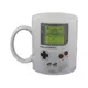 Paladone skodelica Game Boy