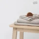 Vafelj lanena brisača v naravni barvi 75x125 cm Natural Fine Waffle – Linen Tales