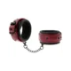 Lisice Fetish Submissive s karabinom Dark Room