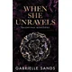 When She Unravels - Valentina menedéke