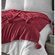 Crveni prekrivač od mikropliša za bračni krevet 200x220 cm Puffy – Mijolnir